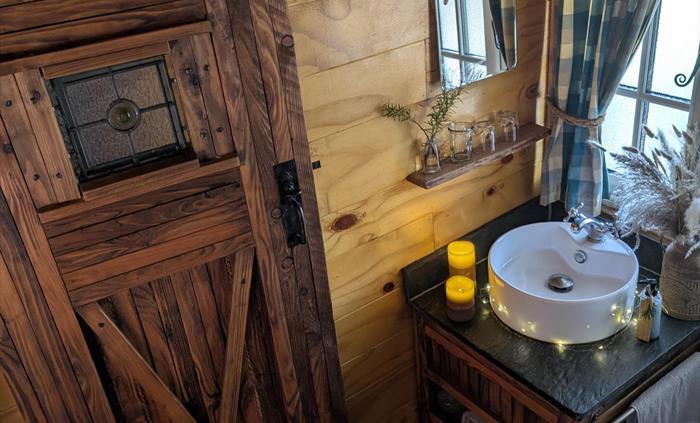 Enjoy the comforts of an inside bathroom too